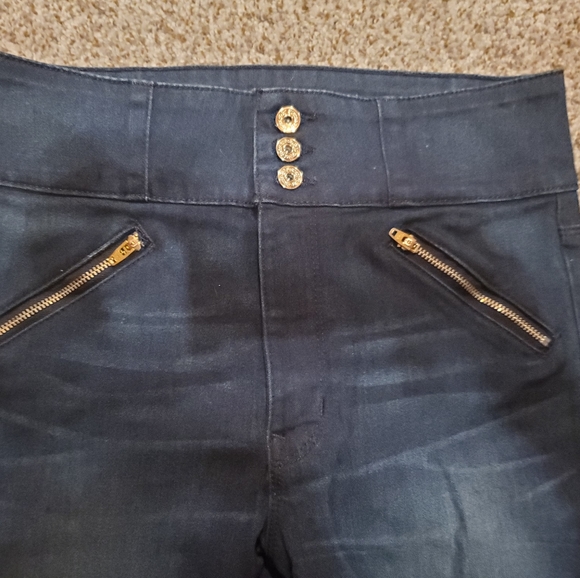 G by Guess Jeans - Size 27 - Picture 4 of 6
